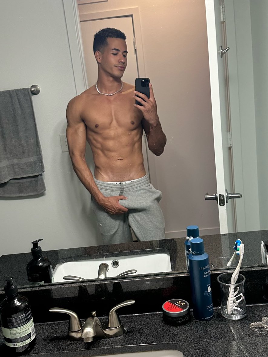 ryggdunk's tweet photo. Bottoms retweet #fitness
https://t.co/juiYrzlwez https://t.co/THQWqXrRGM