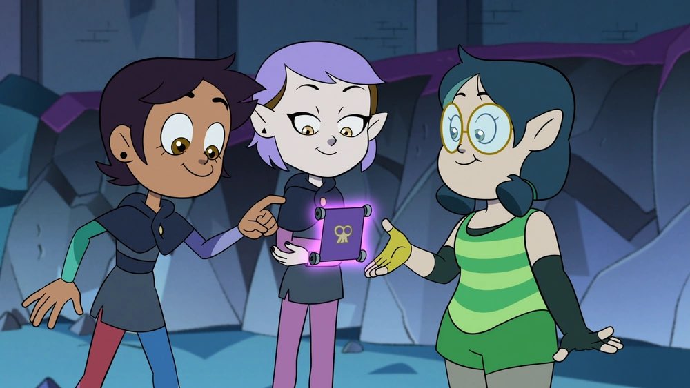 pcpositivity_'s tweet photo. Luz, Amity, and Willow are in a polycule -🦋 https://t.co/UY5VW4ytKS