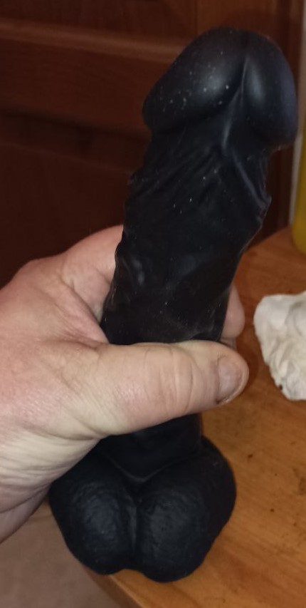 italianbeta's tweet photo. #bnwo  #chubbyfatguys  #chub #whiteboy  #betaboy #betabitch #chubforcaser #chubforbbc #bottom #sph Seems big enough in my hands, but it's so tiny on my big ass... I deserve better: someone wanna help me? 😊 https://t.co/rq18QZYo1Z