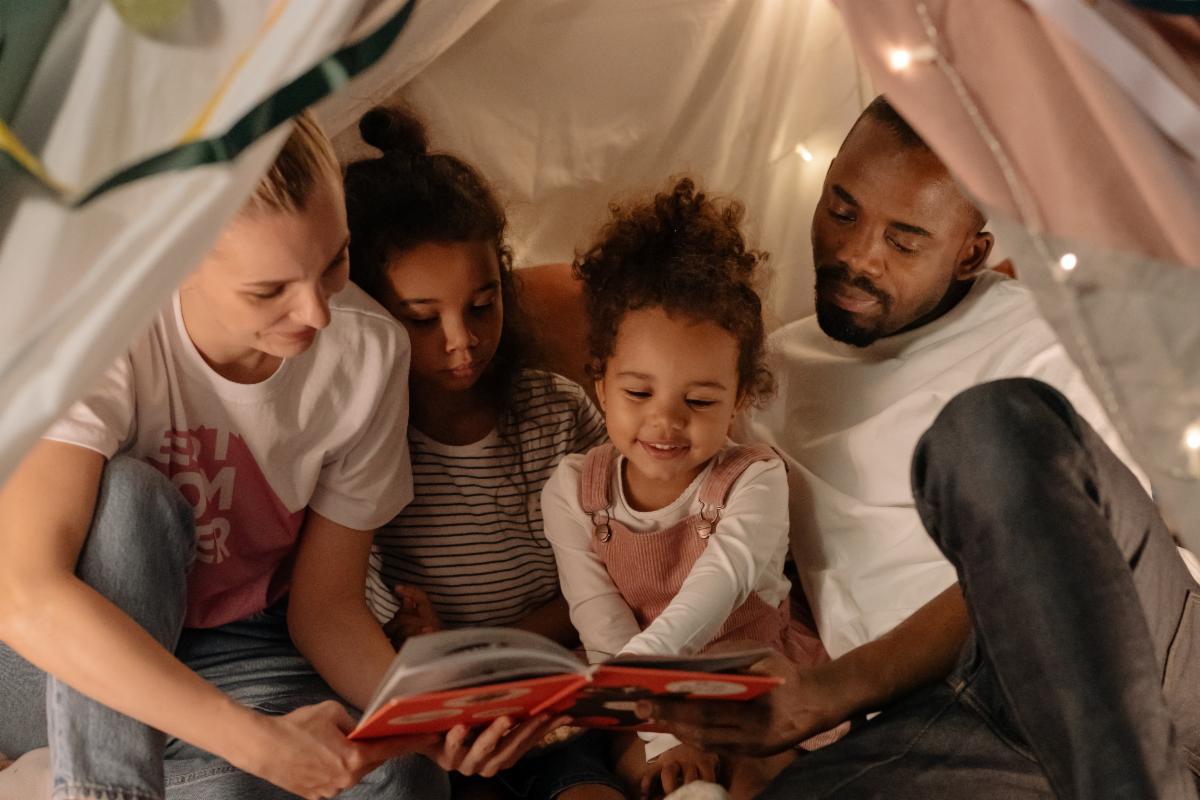 Two sessions remaining for the 1st quarter-March 16 &amp; April 20, 2023. LCLC's family literacy program shares tools with participants, encouraging them to increase reading fundamentals and home activities and make reading a daily practice. Visit conta.cc/3wTXdfk
