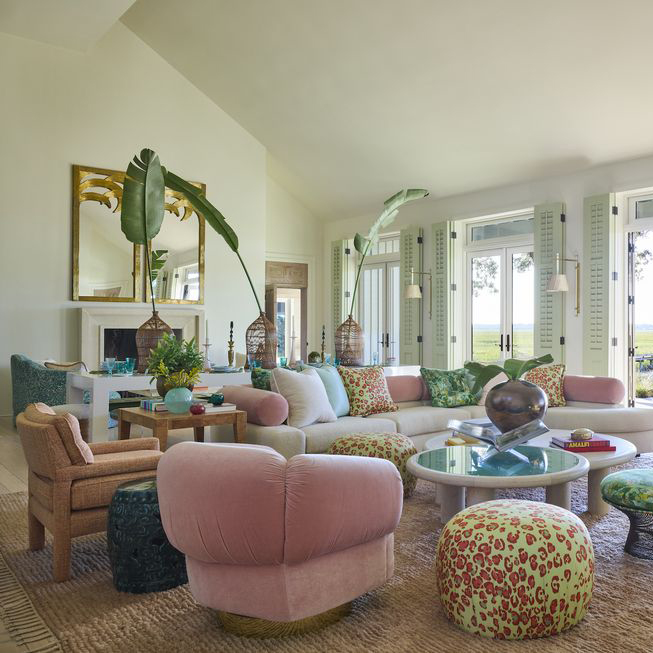 _StudioDesigner's tweet image. We admire the captivating and elegant interiors by Palm Beach interior designer Ellen Kavanaugh whose  firm uses Studio Designer to manage beautiful projects. Her sensational Sea Island project was recently featured in Veranda magazine. linktr.ee/_studiodesigner