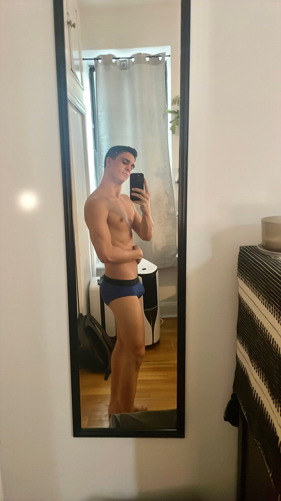 FrI45M7XsAINsc8?format=jpg&name=large