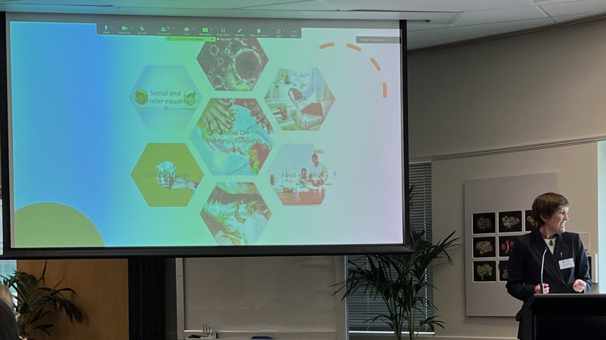 RhysTWhite's tweet photo. Insightful session on #GlobalOneHealth issues affecting New Zealand &amp; the urgent need for #OneHealth research by Chief Veterinary Officer @mary_van_andel from @MPI_NZ. As our world becomes more interconnected collaboration &amp; holistic approaches are critical to safeguarding health https://t.co/Mm7RpQPY2g