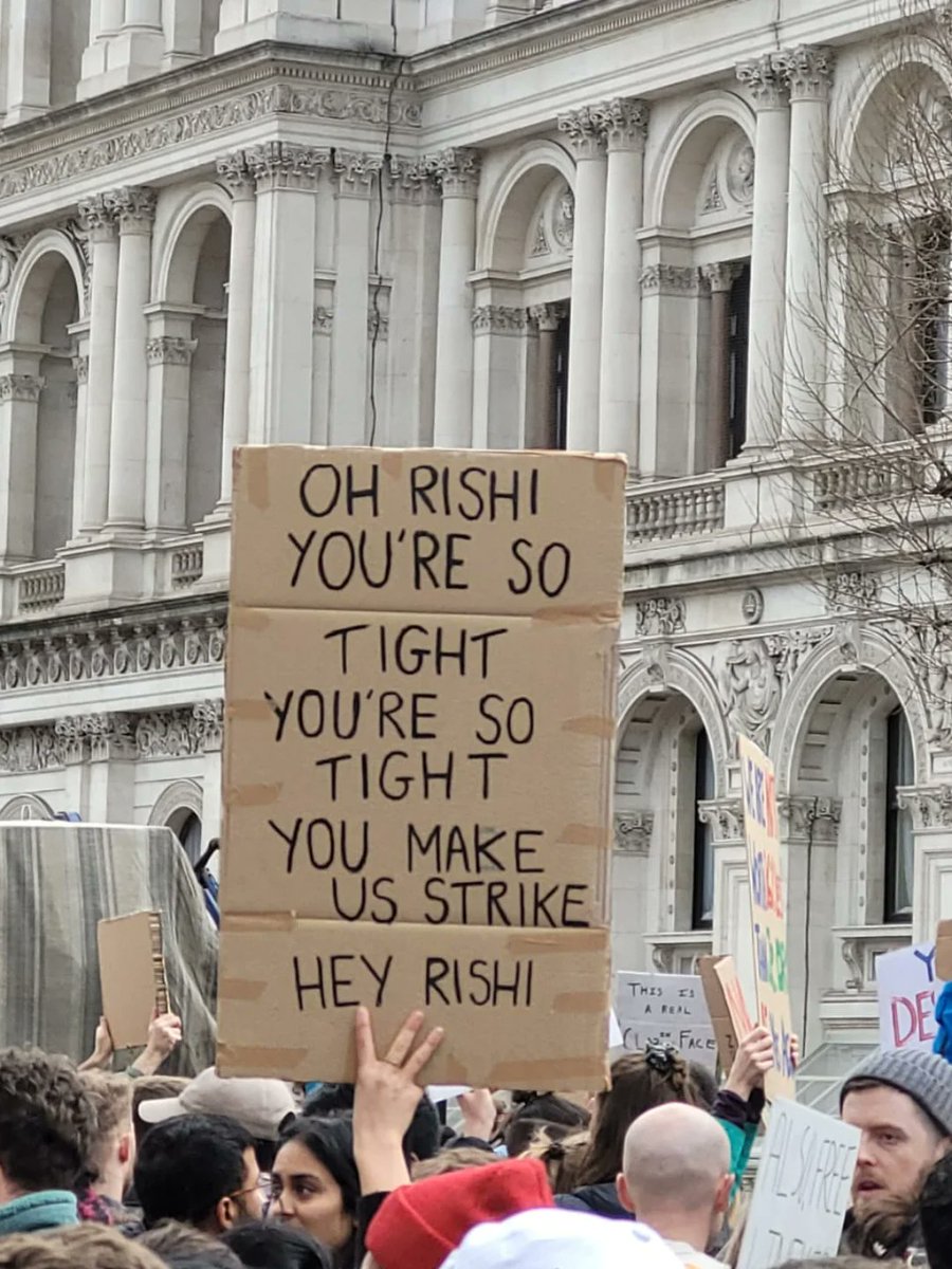 ERunswickBMA's tweet photo. Share your signs!
Here's some class from today, stolen from @MedReddit 

@BMA_JuniorDocs #PayRestoration #DoctorsStrike https://t.co/0LEx95h6iu
