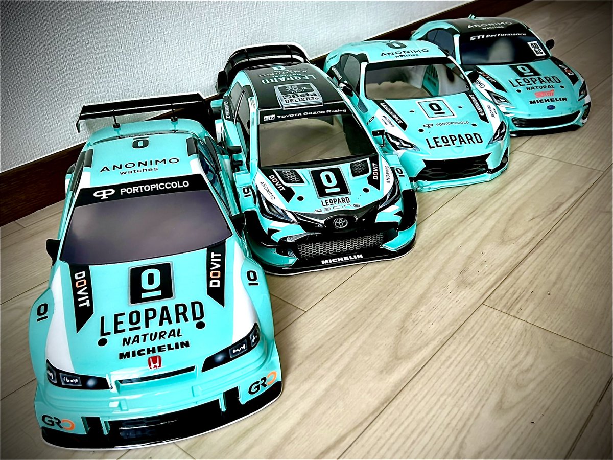 yaneuraossan's tweet image. #タミヤRCコンデレ3
#leopardRacing
昔はレイトンハウスカラーが好きだった事もあって、今moto GPのmoto3クラスに参戦しているレオパードレーシングのカラーリングを気に入り、自分のボディー に取り入れ始めたらこんなに増えてました。