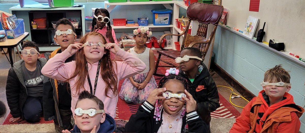 After reading <a href="/PeteTheCat/">Pete the Cat</a> &amp; his magic sunglasses, 2nd grade Ss used the #STEM process to design, plan and build their own magic sunglasses. <a href="/bcpsstem/">BCPS STEM</a>