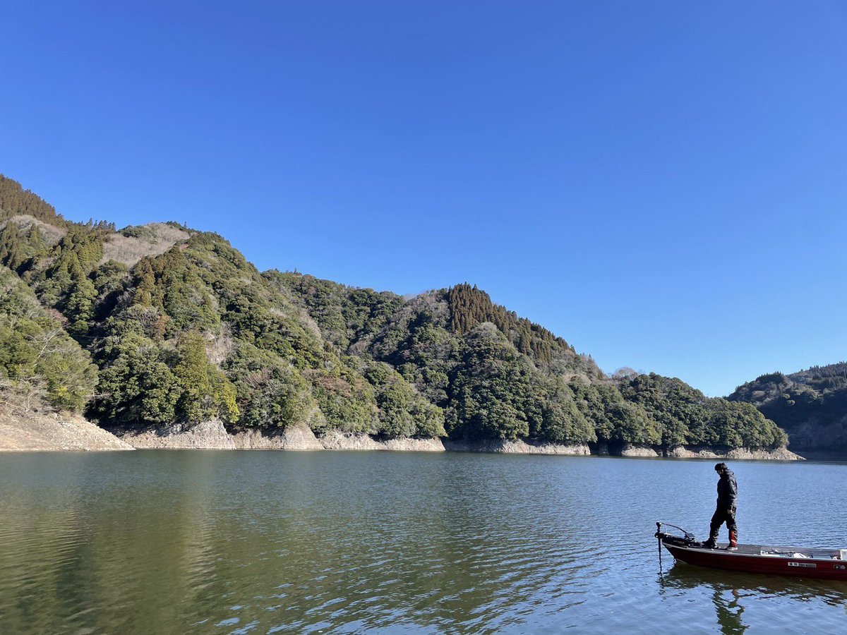 ChonmageFishing's tweet photo. おはようございます☀
春になりアングラーの活性も高いです!

本日も湖上テスト。
宜しくお願いします!

#energy
#リン酸鉄リチウムイオンバッテリー
#バス釣り
#防水バッテリー https://t.co/9JEKrXmJuJ
