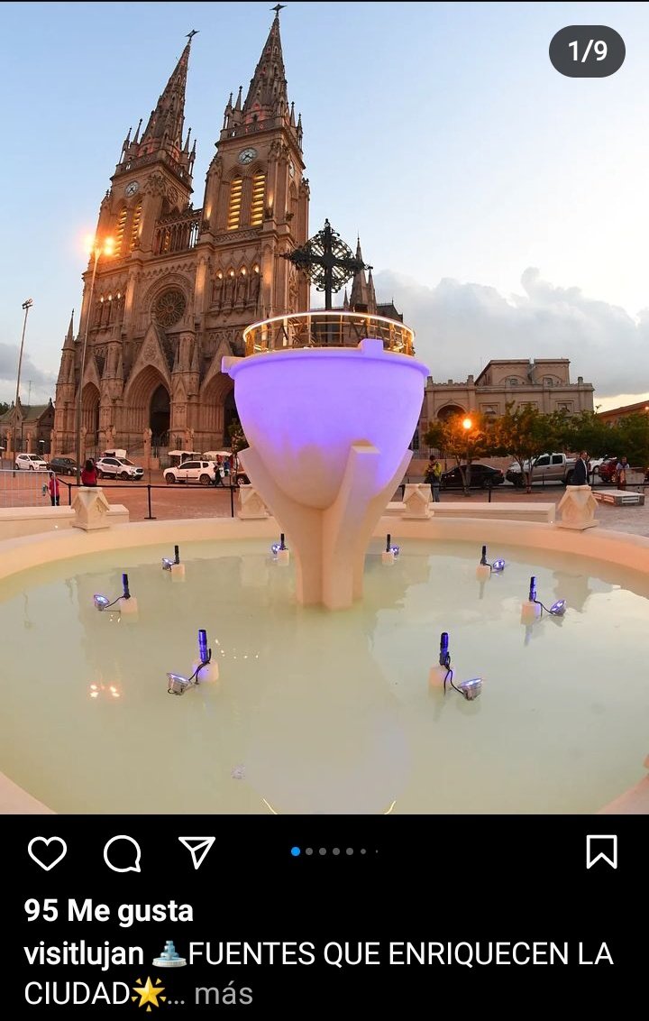 En Luján tenemos el monumento a la copita menstrual. Podran???