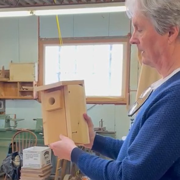 HaltonRotaract's tweet image. In collaboration with the Rotary Oakville Trafalgar Club, we are selling birdhouses that are hand-made by Rotaractors! These Birdhouses are easy to install and promote the growth of local bird populations.

Payments are made via e-transfer: HaltonRotaract@gmail.com
$30 each