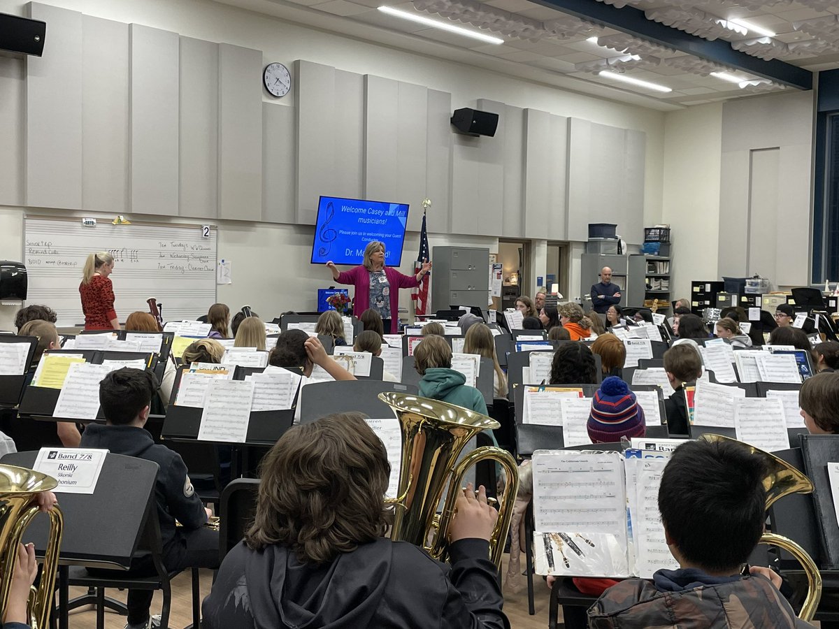 WCSD_Arts's tweet photo. Middle School Band Festival rehearsals are under way. Over 100 students from Casey and Mill have welcomed Guest Conductor Dr. Mary Land for their first combined rehearsal at South! @WCSD_K12 #MIOSM https://t.co/jg94uXVxst