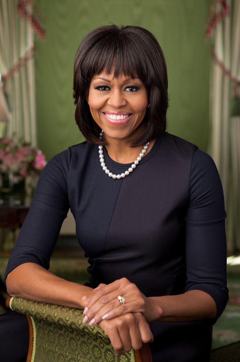 $10,000 to the first person who finds me a picture of Michelle Obama pregnant