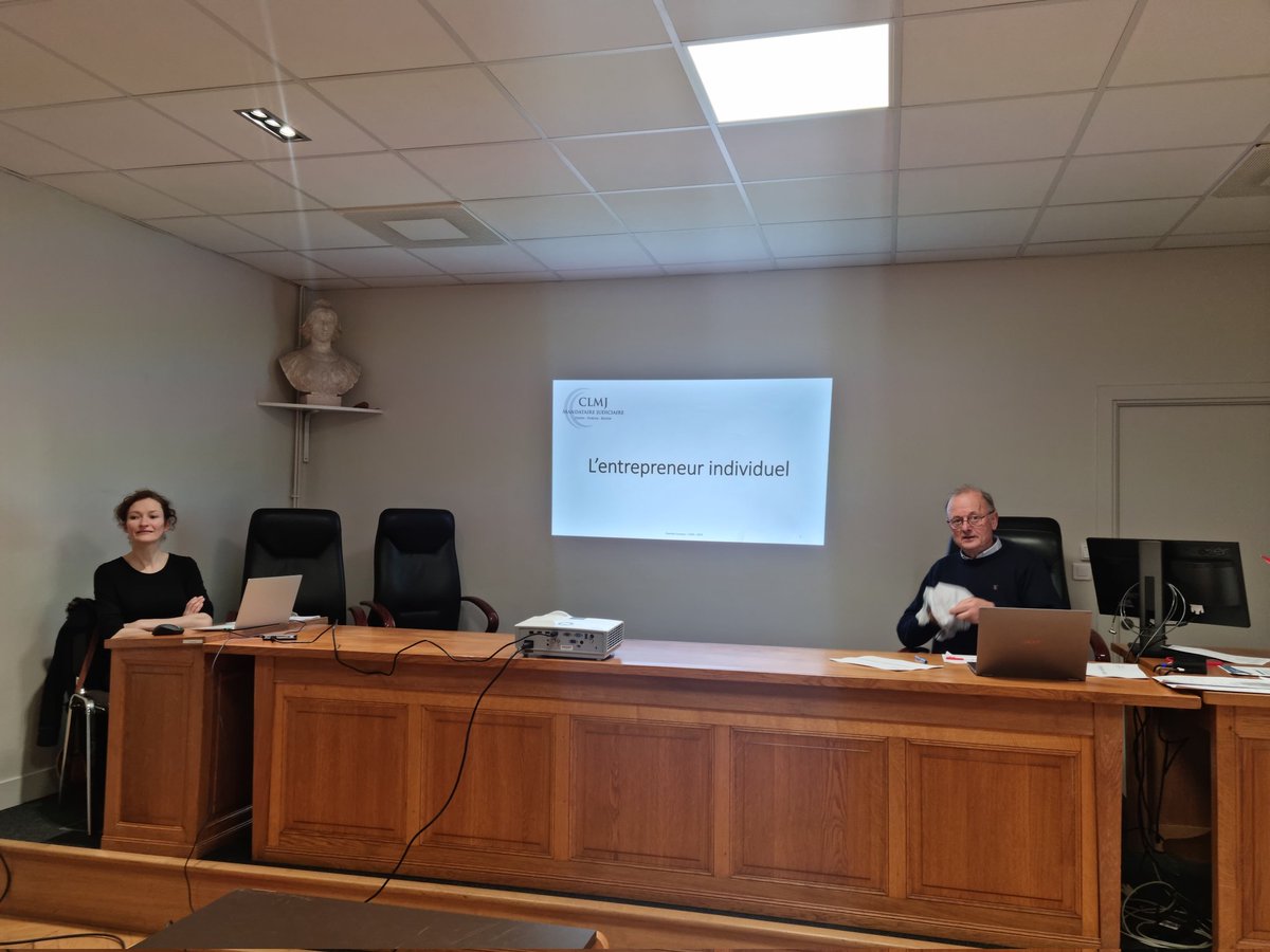 BerquerPhilippe's tweet photo. Formation juridique sur le nouveau statut de l'entrepreneur Individuel par Charlène Louveau Mandataire Judiciaire #JusticeCommerciale #DroitDesAffaires #TribunalDeCommerce #TribunauxDeCommerce #entrepreneuriat #Dieppe #Creancier #Debiteur #ProcedureCollective #Assignation #DCP https://t.co/VTH1n3Fmmn