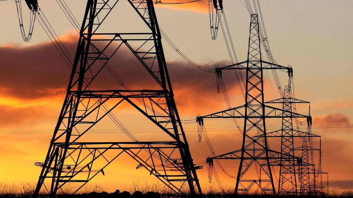 Dan Squirrell tweet media