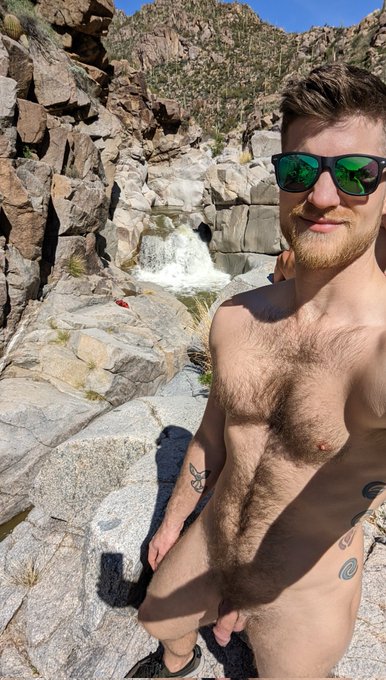 It was a beautiful weekend ? #gays #gayotter #gayhairy #gayexhib https://t.co/Ap9LwLzm41
