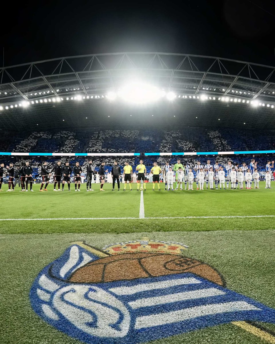 RealSociedad's tweet photo. ✅ Yo también voy a llenar el Reale Arena el jueves 🇪🇺

#WeareReal | #UEL | #AurreraReala https://t.co/pZuR483FEl