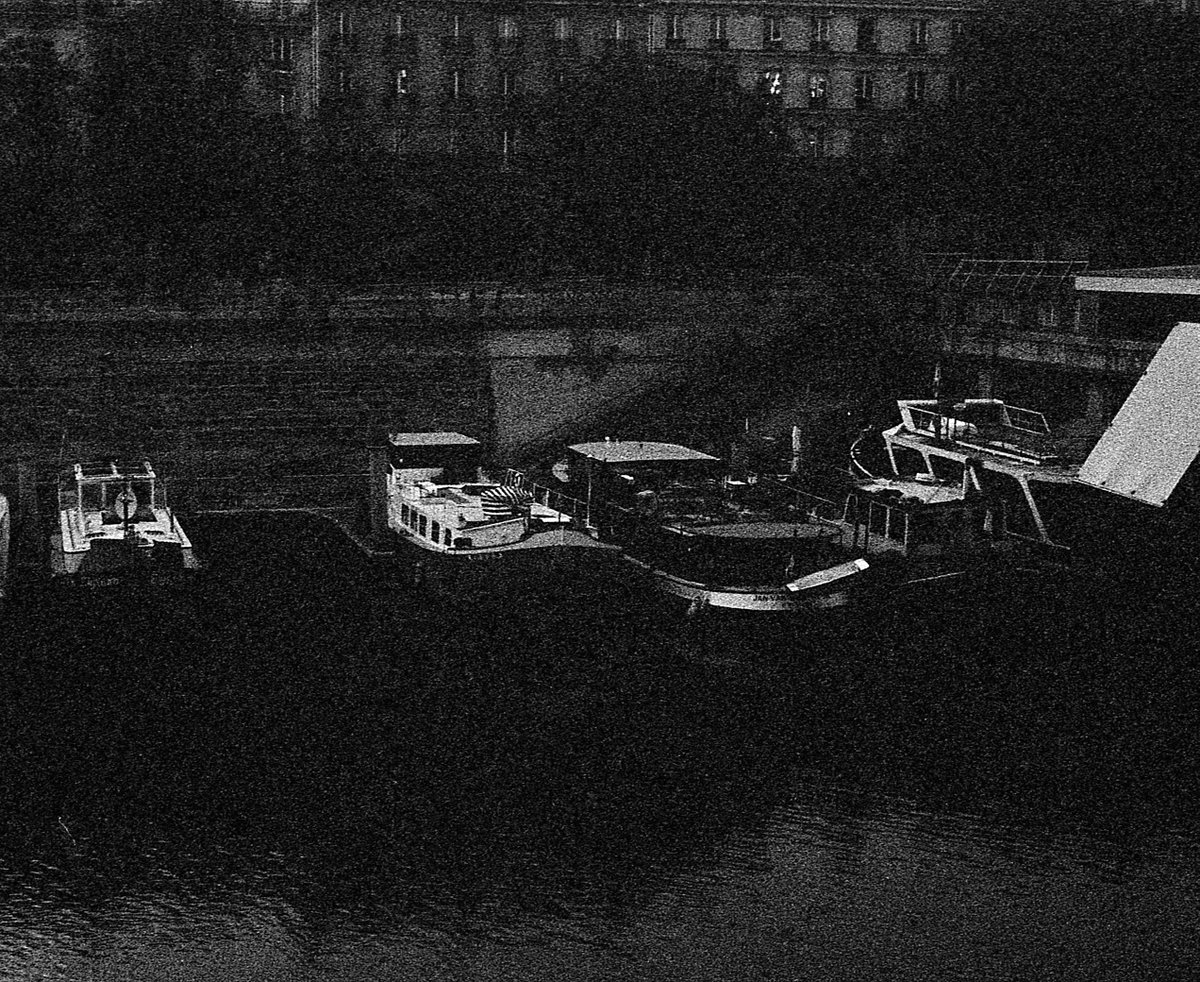 Booming80's tweet photo. #31themesAnalogChallenge

17. Raté

🎞️ Tri-X 400 https://t.co/zwGQiKbB46