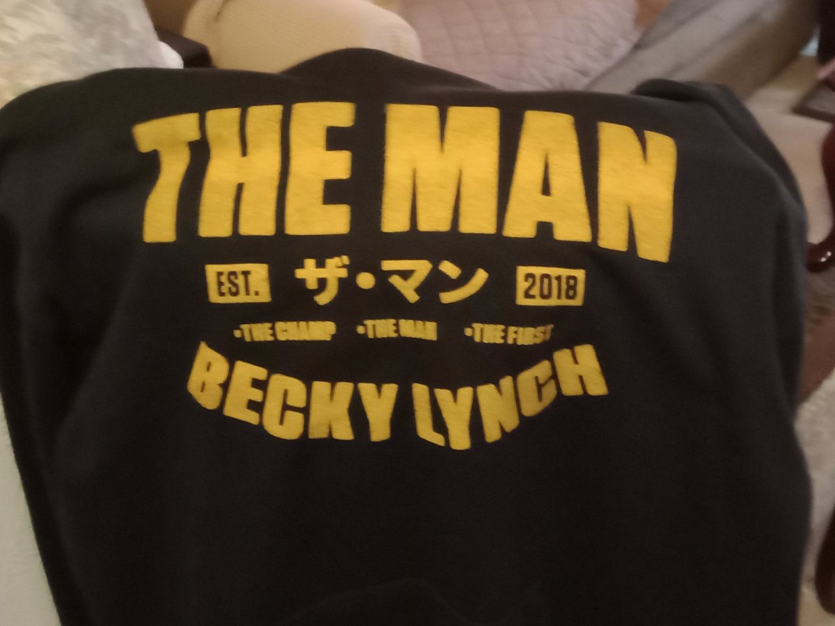 JenLawson1's tweet photo. Getting ready for Raw tonight at the AMP. https://t.co/mWjlNcpI91