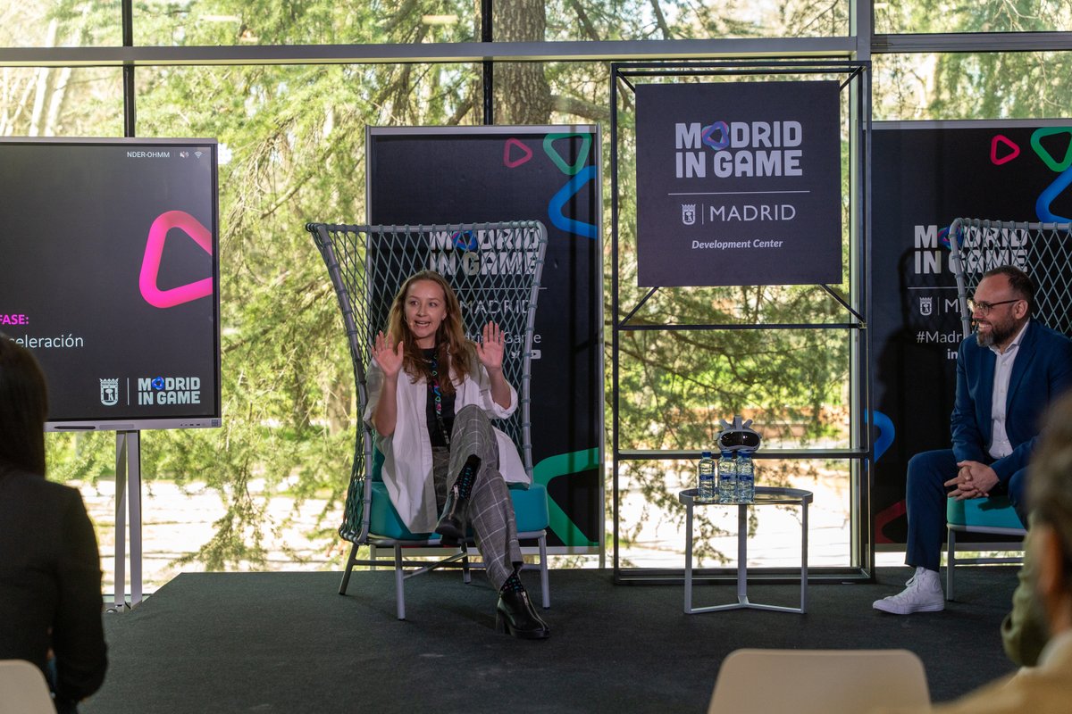 MadridinGame's tweet photo. Yulia Tru, CEO de @beetested y una de las 30 participantes de nuestro Programa de Emprendimiento, nos ha contado cómo consiguen analizar las emociones de los jugadores en tiempo real y cruzarlas con lo que está pasando en el juego gracias al uso de IA. 
➡ https://t.co/GCjGHY9h7o https://t.co/71WnpZTZcz