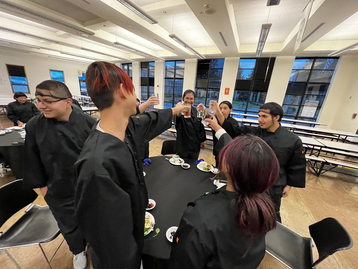 Chief Leschi Schools tweet media