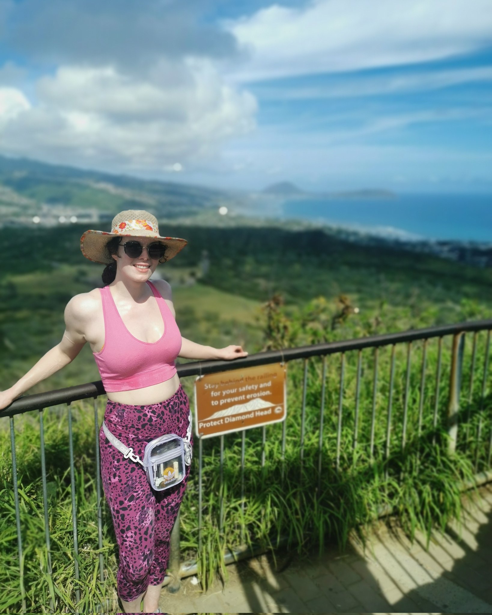 TW Pornstars - Tigger Rosey🇨🇦 XBIZ Miami. Twitter. Hawaii has been such a cool experience. Last