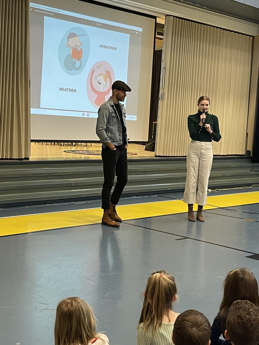 Today was a dream come true for the students (&amp;&amp; teachers 🤭) at <a href="/CentralManorPM/">Central Manor Elem</a> Thank you so much @adoodlefox <a href="/dustdancestoo/">Jonathan Stutzman</a> 🦙❤️ <a href="/PMEdFoundation/">PM Ed. Foundation</a> <a href="/pennmanor/">Penn Manor SD</a> #dontfeedthecoos #llamadestroystheworld #dat #iamllama