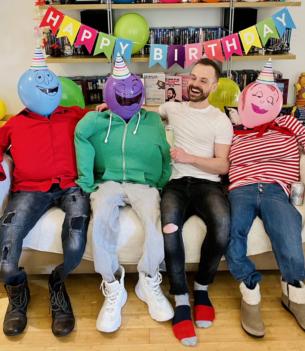 I literally made new friends out of balloons.