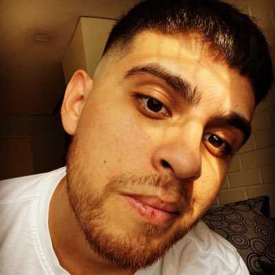 Mardones02's tweet photo. #NuevaFotoDePerfil https://t.co/Nh0bjtwd71