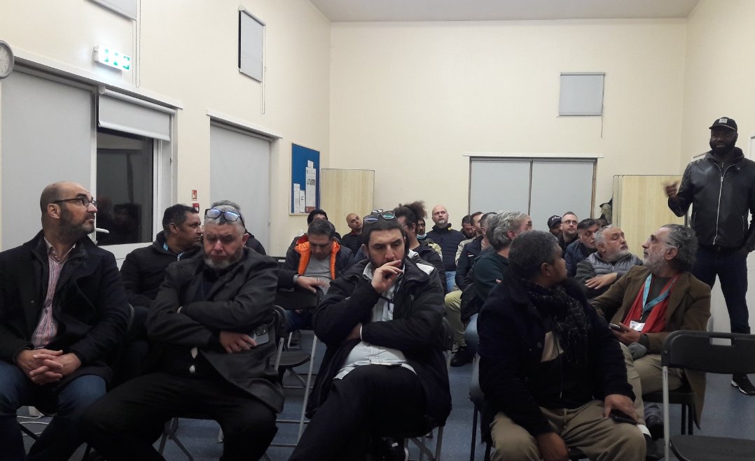 ADCUnion's tweet photo. Another packed ADCU meeting in London #Organising #Agitating &amp; preparing for action! Also fully supporting the important rank &amp; file conference on 10 June linking our struggles across industries &amp; internationally: How we Fight - How we Win! 

More details: https://t.co/nDbNx3oW9B https://t.co/r9K3I01W46