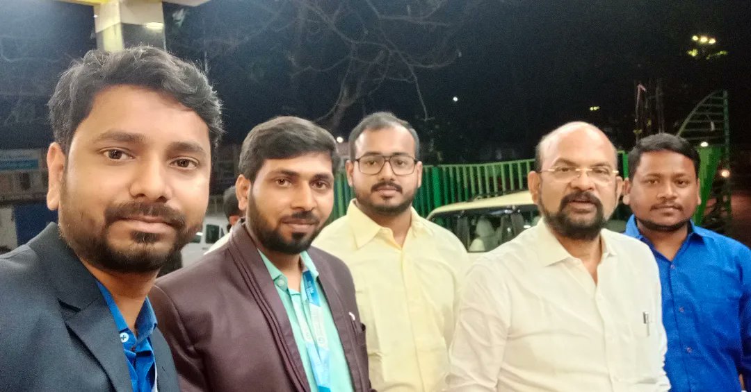 BIPLABSINGHA_DM's tweet image. We are excited to announce the launch of Gopotu App and we are honored to have Mr. Krishnendu Narayan Choudhury, the present Chairman of English Bazar Municipality and Ex Former Minister, Govt. of West Bengal, inaugurate our app and give us his valuable time. #gopotu #syscogen