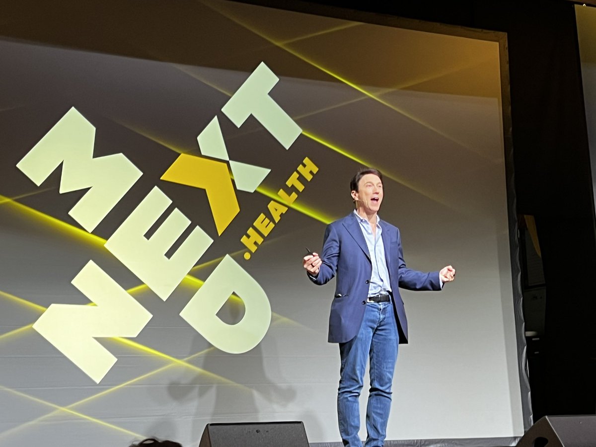 ZGJR's tweet photo. Yes, @daniel_kraft  Rock at the amazing @NextMedHealth in @delcoronado -an experience beyond anything else! #Healthcare #Digitalhealth #Haptics #XR #MXR #CollaborativeXR https://t.co/7Nm2oU7SIs @ShafiAhmed5 @klickhealth https://t.co/4aJ4zD7331