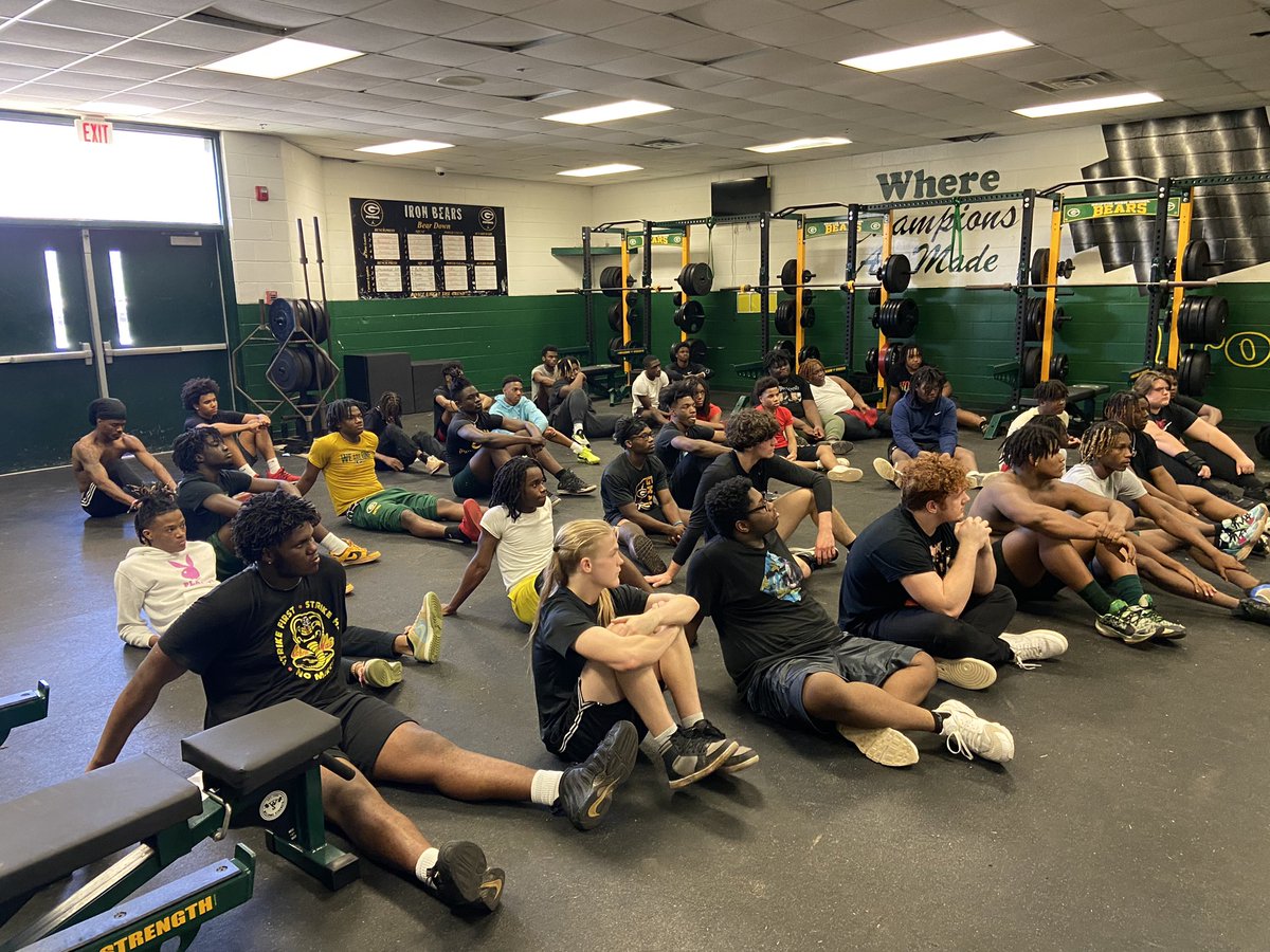 Griffin High School Athletics (@thegriffinbears) on Twitter photo Big thx to <a href="/NFL/">NFL</a> draft prospect, Will Anderson <a href="/will_anderson28/">William Anderson jr</a> , <a href="/UNCFootball/">Carolina Football</a> WR Nate McCollum <a href="/nate_mccollum/">N8</a>, <a href="/LouisvilleFB/">Louisville Football</a> DL Desmond Tell <a href="/Dtell99/">Dezmond Tell</a> & <a href="/GATECHFOOTBALL1/">GeorgiaTechFootball</a> DL Jason Moore <a href="/JayMo59/">Jason Moore</a> for speaking life into <a href="/GriffinFB1/">GRIFFIN FOOTBALL</a> players today!
<a href="/coachfedd/">Clifford Fedd</a> Big thx to <a href="/NFL/">NFL</a> draft prospect, Will Anderson <a href="/will_anderson28/">William Anderson jr</a> , <a href="/UNCFootball/">Carolina Football</a> WR Nate McCollum <a href="/nate_mccollum/">N8</a>, <a href="/LouisvilleFB/">Louisville Football</a> DL Desmond Tell <a href="/Dtell99/">Dezmond Tell</a> & <a href="/GATECHFOOTBALL1/">GeorgiaTechFootball</a> DL Jason Moore <a href="/JayMo59/">Jason Moore</a> for speaking life into <a href="/GriffinFB1/">GRIFFIN FOOTBALL</a> players today!
<a href="/coachfedd/">Clifford Fedd</a>