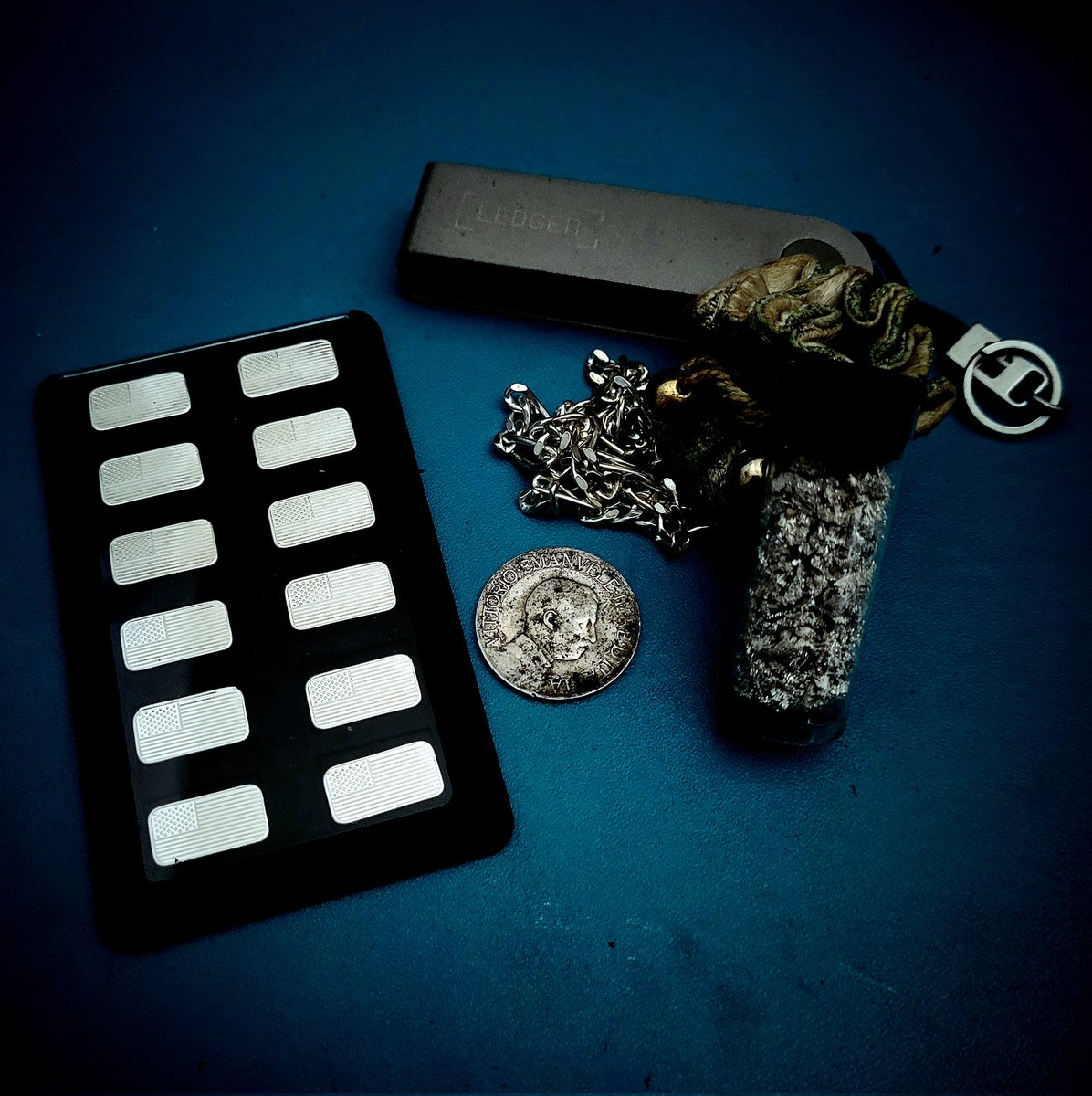 jon_torgerson's tweet image. I knew &quot;all this&quot; would come in handy eventually. 🤫🏴‍☠️👑 #silverstacker #tangibleassets #goldandsilver #constitutionalsilver #prospector #alchemy #KnowledgeIsPower #cryptoisthefuture @Ledger