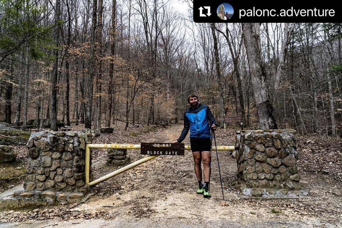 UltraRunMag's tweet photo. #Repost @palonc.adventure with @UltraRunMag 👍

“It's Barkley time!”

#bm100 #barkleymarathons #frozenhead #fhsp #tennessee #czechmachine #thirdtime #timetofinish #thisyear #challenge #ultrarunmag #ultrarunnermagazine https://t.co/Zg9Juno19L