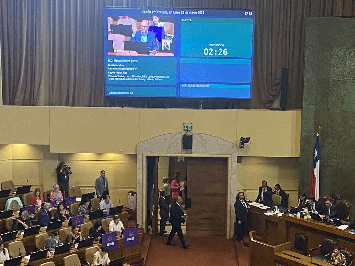 Ahora el Diputado @marcos_ilabaca interviene en la discusión de la #LeyAntiNarco y destaca que lo la solución de la Comisión Mixta de proteger a pacientes que cultivan cannabis, da dignidad a personas que sufren dolor crónico.