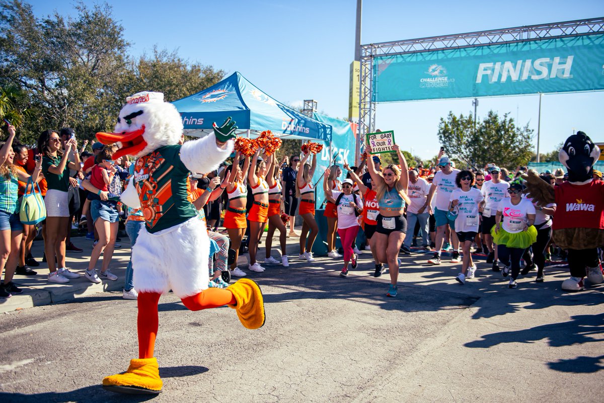 hurricanes_dcc's tweet photo. Let's finish strong! 🧡💚 Fundraising for #DCCXIII closes tomorrow at noon.
Help us #ChallengeCancer and fuel research at @sylvestercancer. Make a donation ➡️ https://t.co/Jvgf2uOQPs https://t.co/0Z51h5Lp8b
