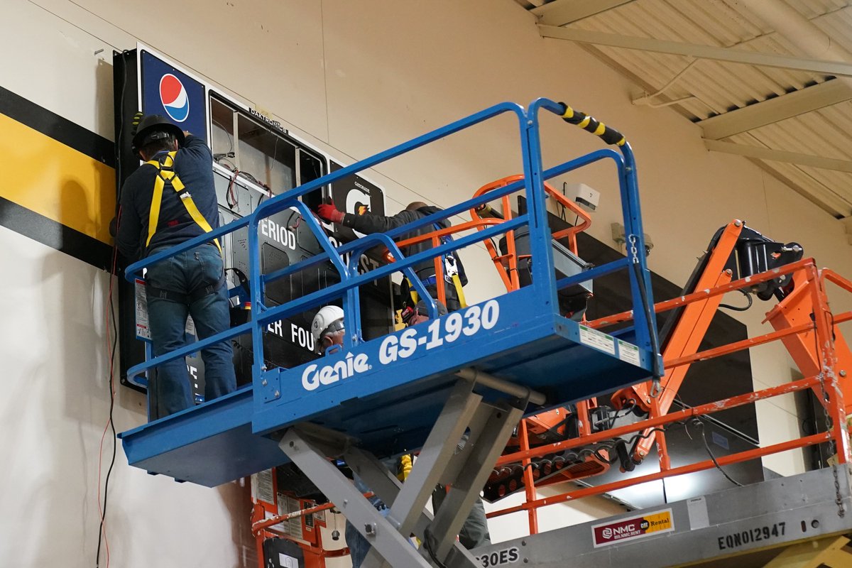 Video boards are coming to the McDonald-Belton Gymnasium! The deconstruction of the old Daktronics system and the introduction of the new Scorevision boards will enhance the game day experience, as well as all events in the gymnasium beginning in the fall of 2023.
#KnightsNation