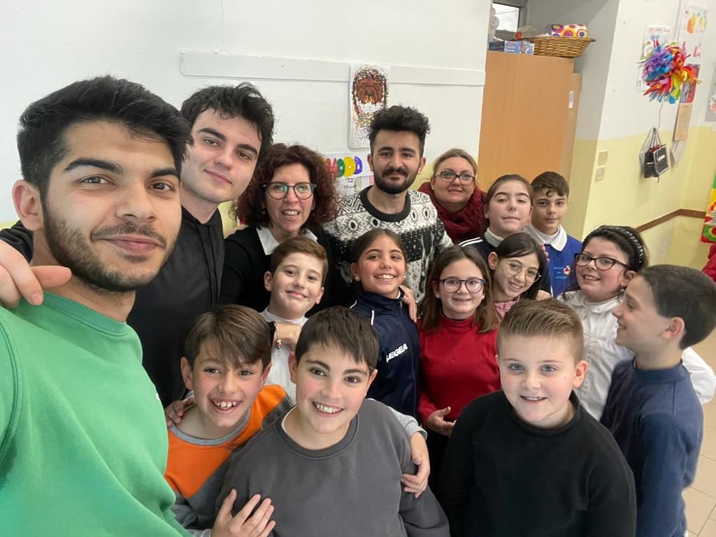 Şanlıurfa Vakfı Olarak; Avrupa Dayanışma Programı Kapsamında İlk Şanlıurfalı Gönüllü Gençlerimizi Yurtdışına Gönderdik