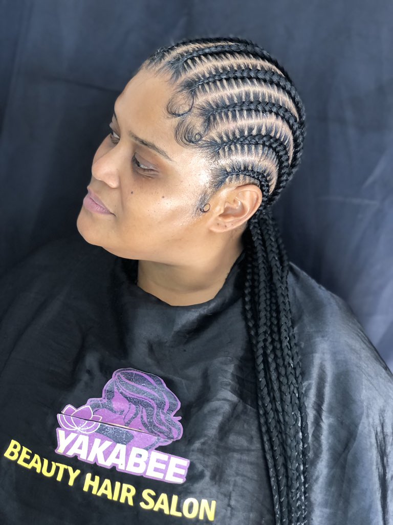 We running special for cornrows pushback and bolla beloveds,don’t be left out,the whole of march 
Please help me retweet this post to get my clients 🙏🙏