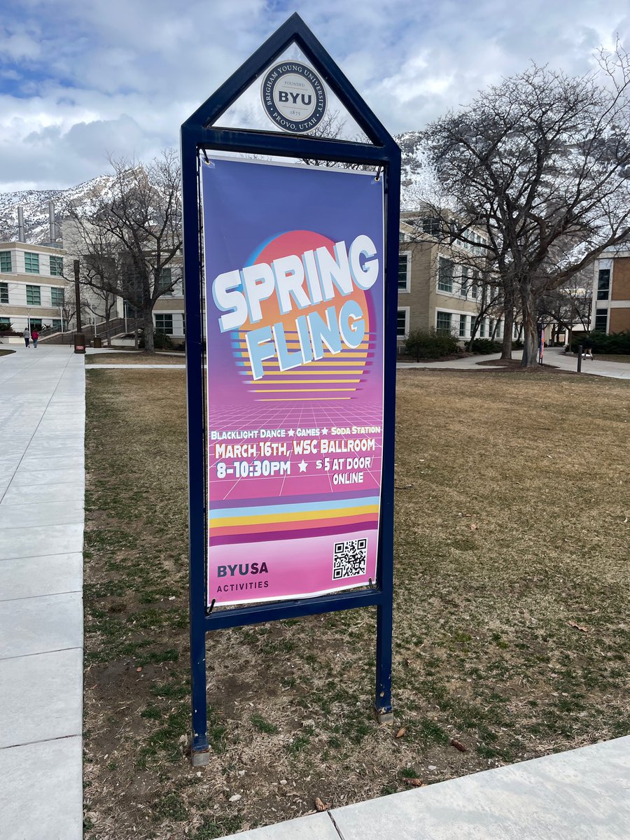 howes_anne's tweet image. Spring is in the air at BYU campus, while there aren’t many blossoms and the temperatures are still low, the Spring Fling indicates the season is just around the corner. #COMMS321