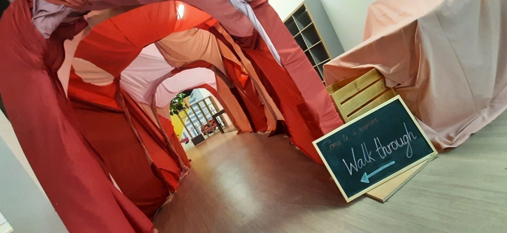 Don't forget our pop-up installation is at Grosvenor Shopping Centre until this Saturday!

Join us every day between 10am and 4pm as we take over the Gathering Space in the Grosvenor Centre (Upper Mall) - exploring a world inspired by Mary Magdalene.

carbontheatre.org.uk/events/heresy-…