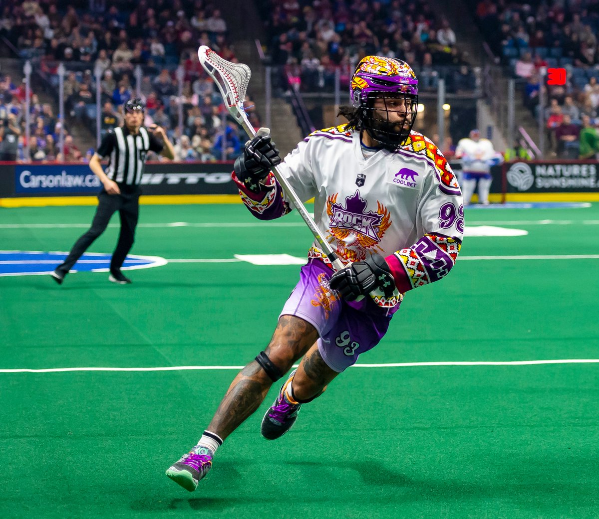 HAU_Nationals's tweet photo. Who else couldn't take their eyes off these beautiful Indigenous Heritage Night Jerseys worn by @TorontoRockLax this weekend?

🎨 Tracey Anthony (Six Nations)
📸 @RyanMPhotograph https://t.co/w0XojRURL8