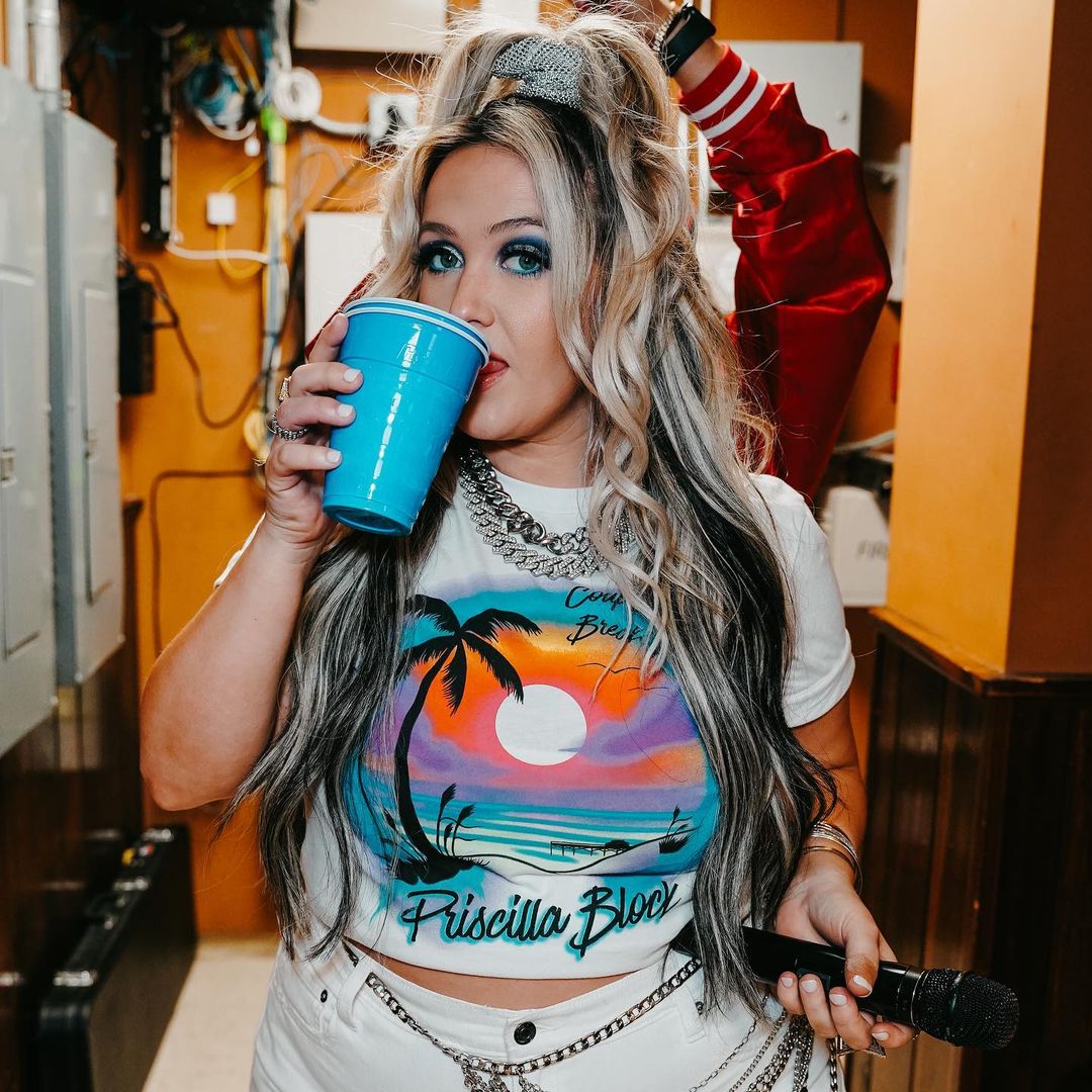 Priscilla Block on Twitter: &ldquo;We are in our spring break era ☀️🌴 https