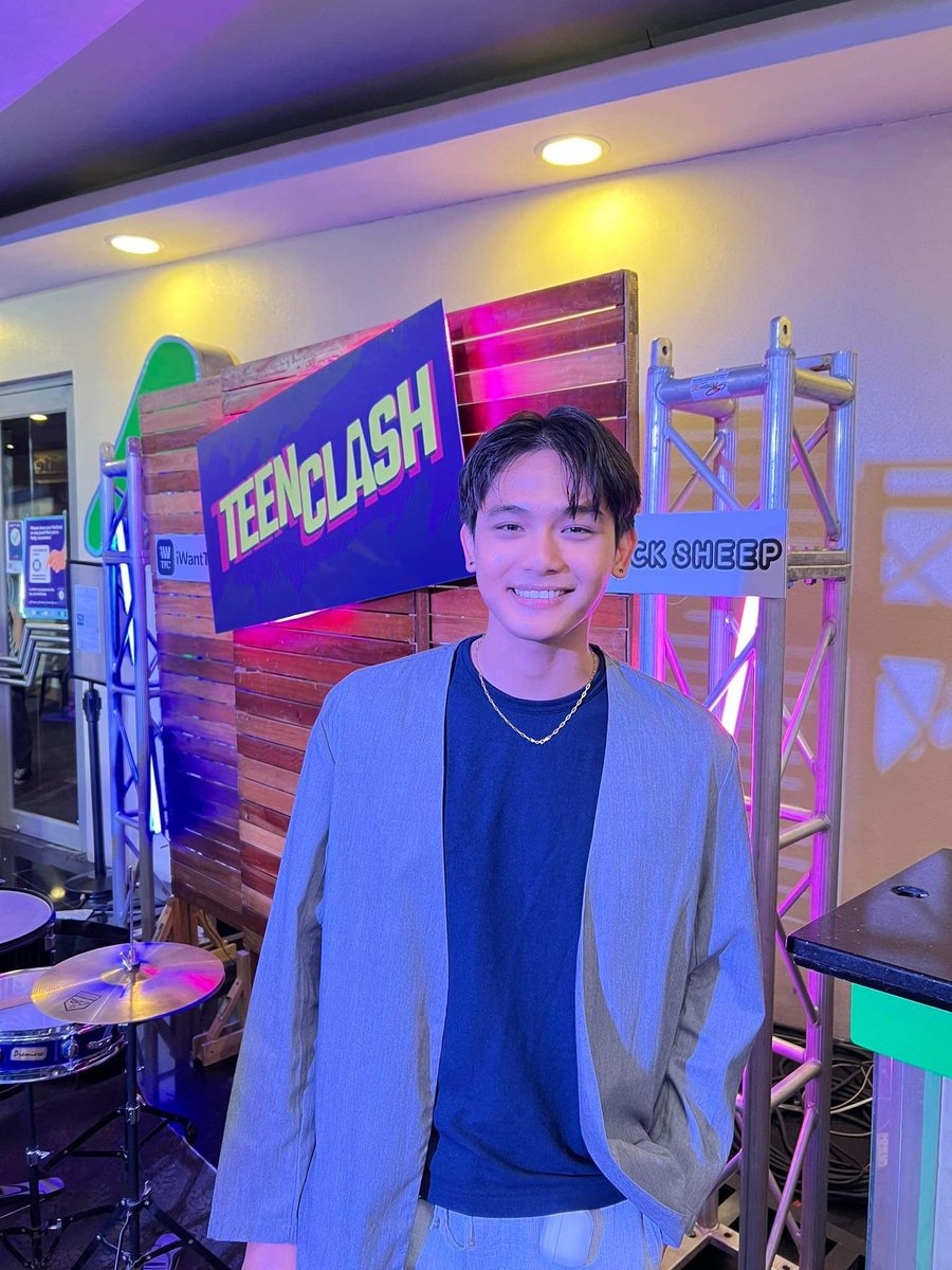 Tropang_Dustine's tweet photo. Teen Clash special celebrity screening
#bdbphaem
#pbbdustine #TropangDustineOffical
#DustineMayores || @dustinemayores9 https://t.co/yo0vSFRYsC