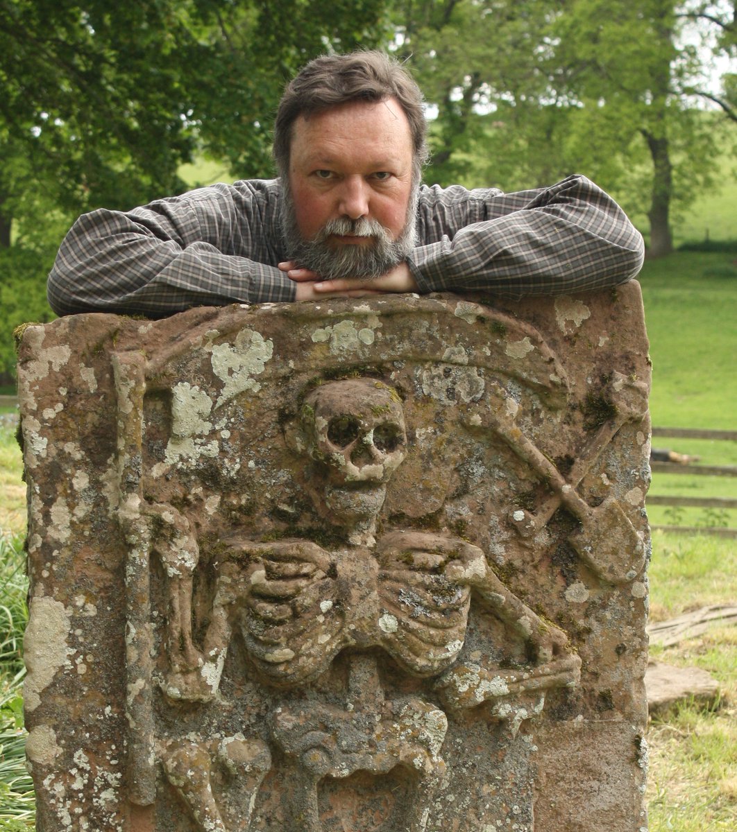 BruceHistorian's tweet photo. Every day is #MementoMoriMonday with this as my profile picture. #Scotland #Crailing #Kirk https://t.co/3LIQXyE2Qv