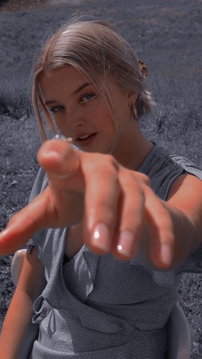 StreamBlueGold's tweet image. MEET US JOALIN ▪ @StreamBlueGold 

Hi joalin we are BGS we love u  too much and have proud of u 💜