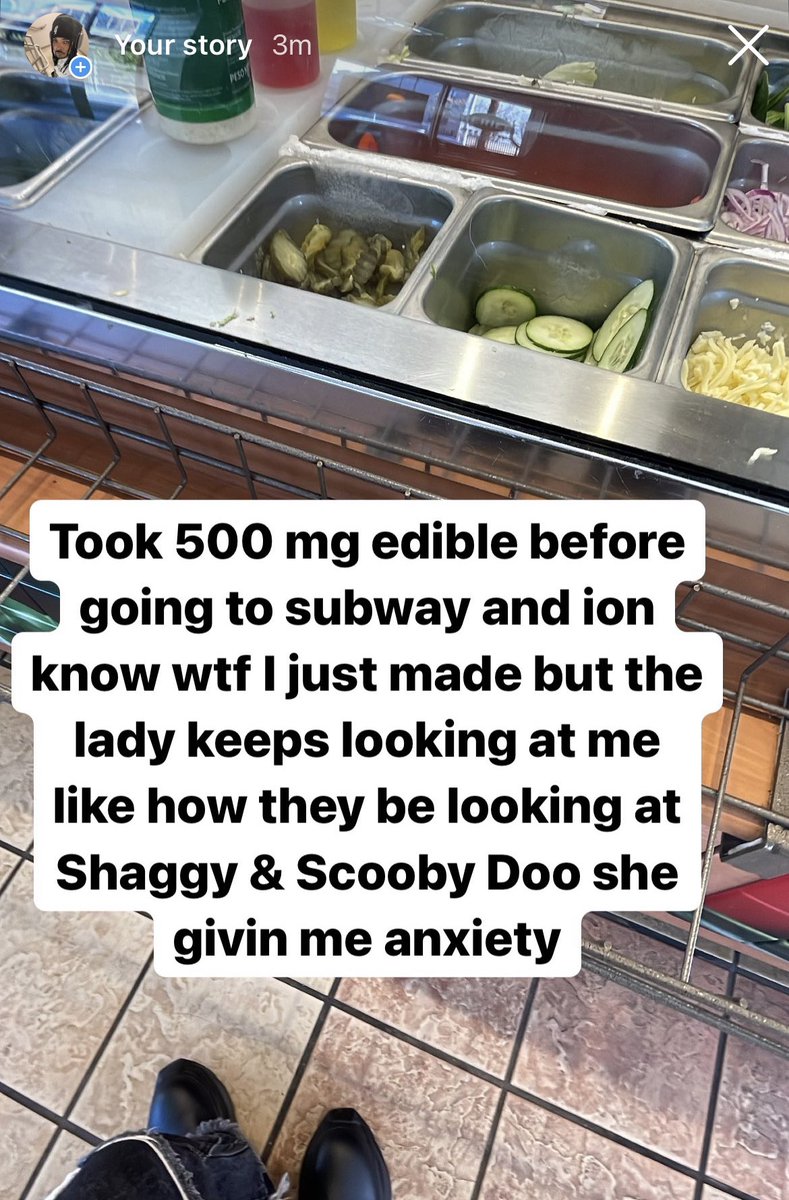 my heart thumpin in my chest and she looking at me crazy when i said i want my lettuce toasted givin me the vibes that im not supposed to do that