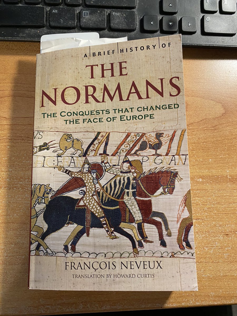 #nowreading Got this at #battleabbey during my UK trip in August. #battleofhastings #1066 #1066country #battleofhastings1066 #normans @EnglishHeritage @1066battleabbey