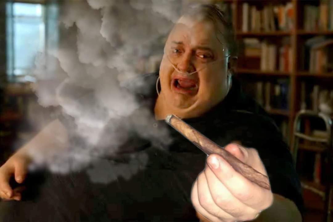 BRENDAN FRASER SMOKING HOLLYWOOD