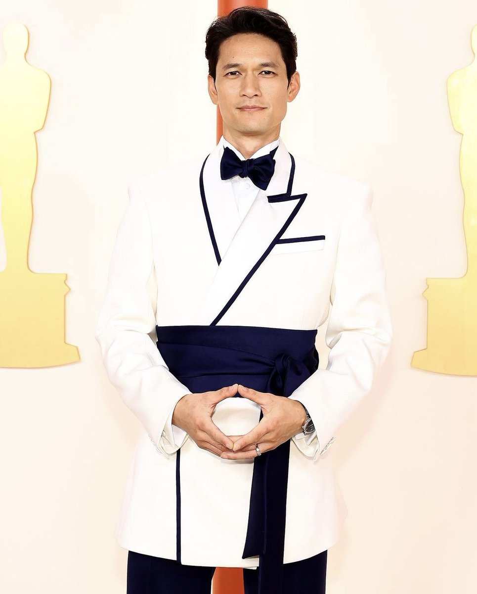 officialmegbzk's tweet photo. 1/6- 
Central Americans at the 95th Oscars 🏆✨💙

Chinese-Costa Rican-American actor, Harry Shum Jr. 🇨🇷x🇭🇰🇨🇳was present during the ceremony as his film, Everything Everywhere All at Once earned 11 nominations &amp; won 7 awards including, Best Picture https://t.co/Rz9yRHVWiv
