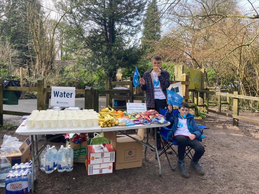 Hayleyali5's tweet photo. Just some of the fabulous @stpetershospice staff and volunteer team who made The Rugby March such an incredible day yesterday! We couldn’t raise these funds without these stars giving their time 💪💪💪 https://t.co/yJ3hxwxVOg